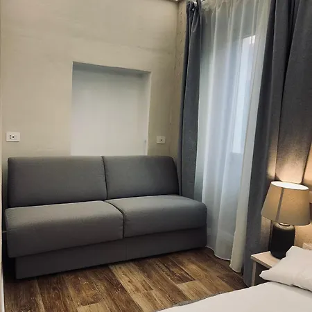 Maison Madeleine لا ماداّلينا