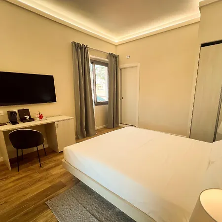 Maison Madeleine بيت ضيافة 4*