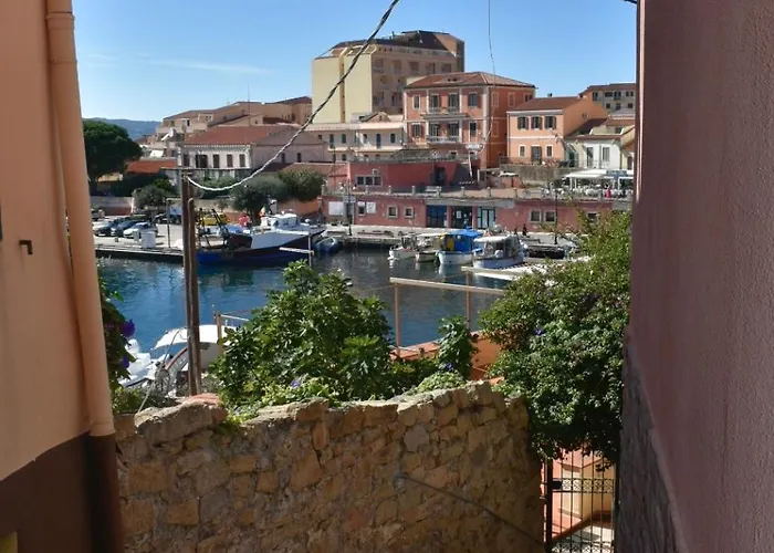 Maison d'hôtes Maison Madeleine 4*